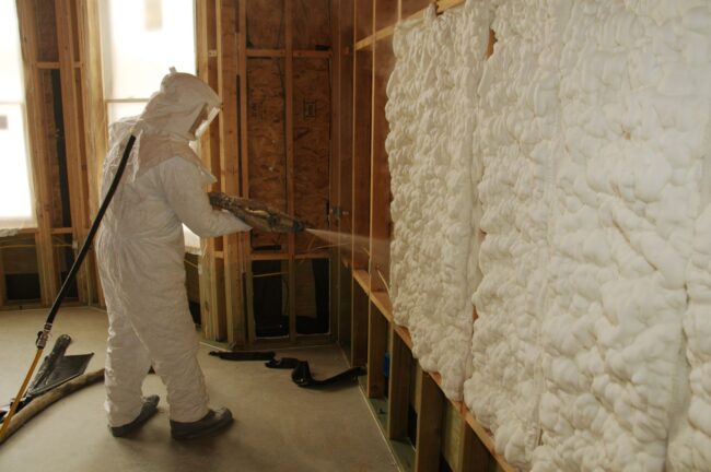 adherencia-poliuretano-proyectado-madera